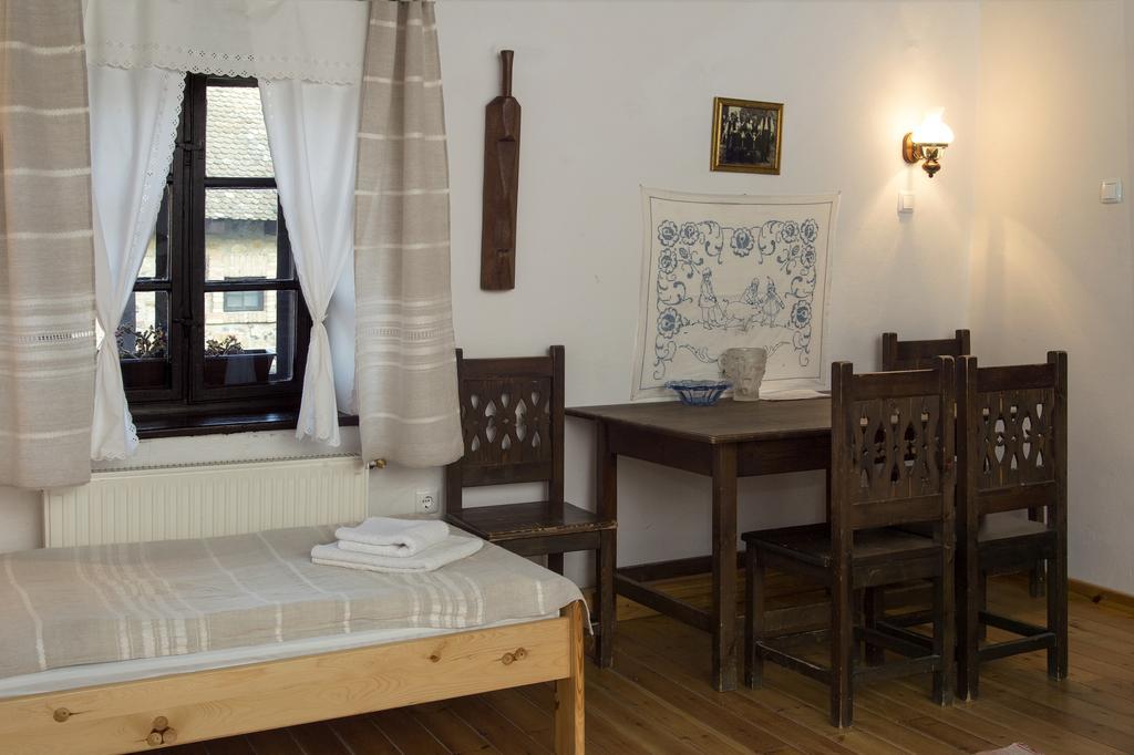 Hotel Hollokoeves Vendeghazak Zimmer foto
