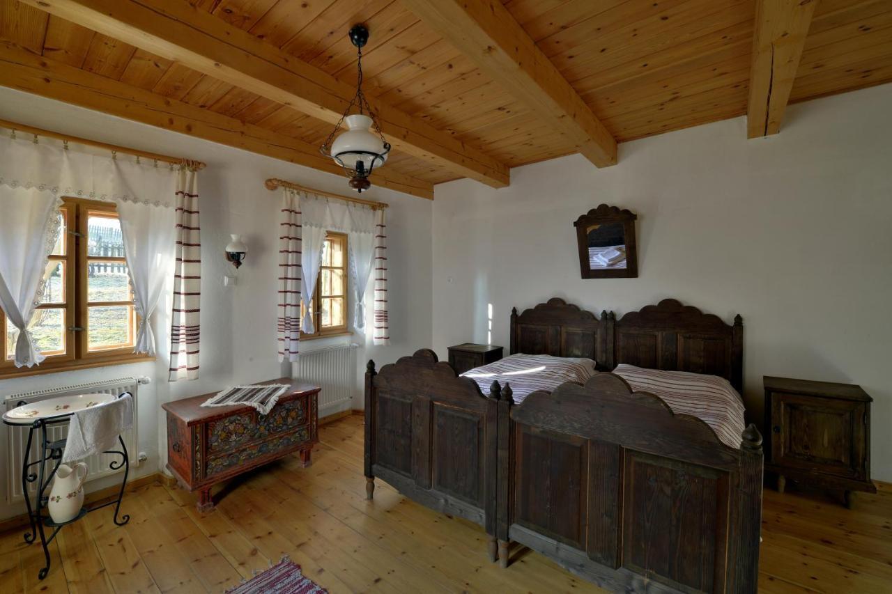 Hotel Hollokoeves Vendeghazak Zimmer foto